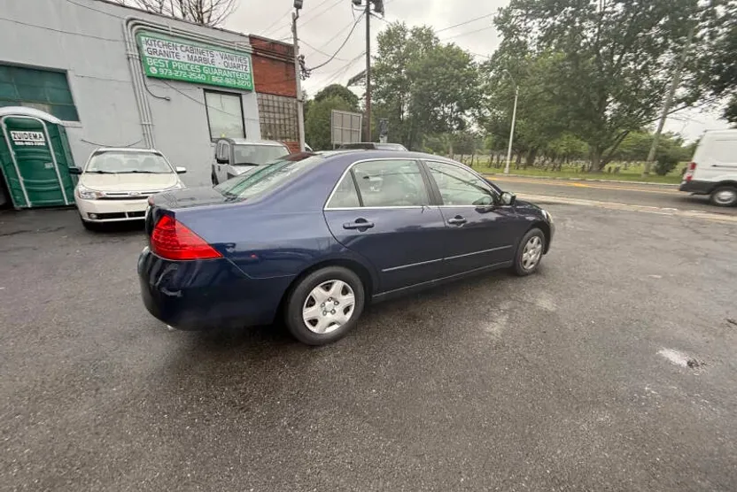 2007 Honda Accord LX photo 1