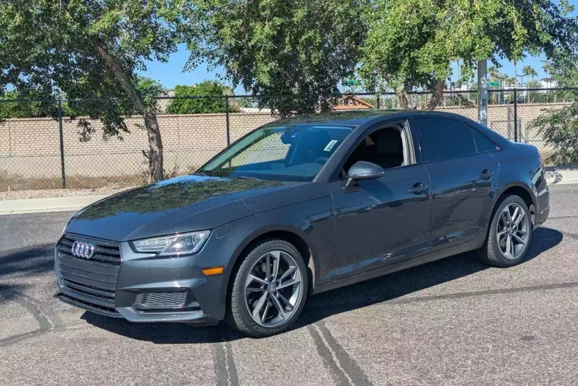 2019 Audi A4 2.0T Premium photo 1
