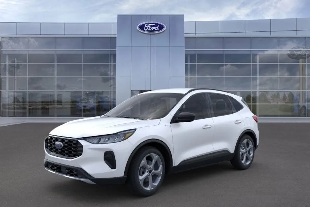 2025 Ford Escape ST-Line photo 1