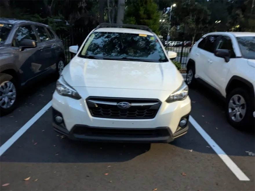 2019 Subaru Crosstrek 2.0i Premium photo 1