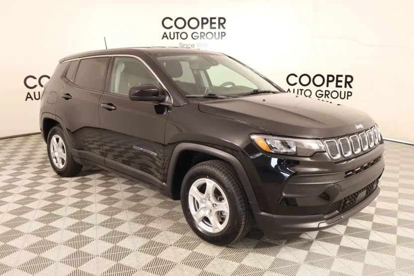 2022 Jeep Compass Sport photo 1