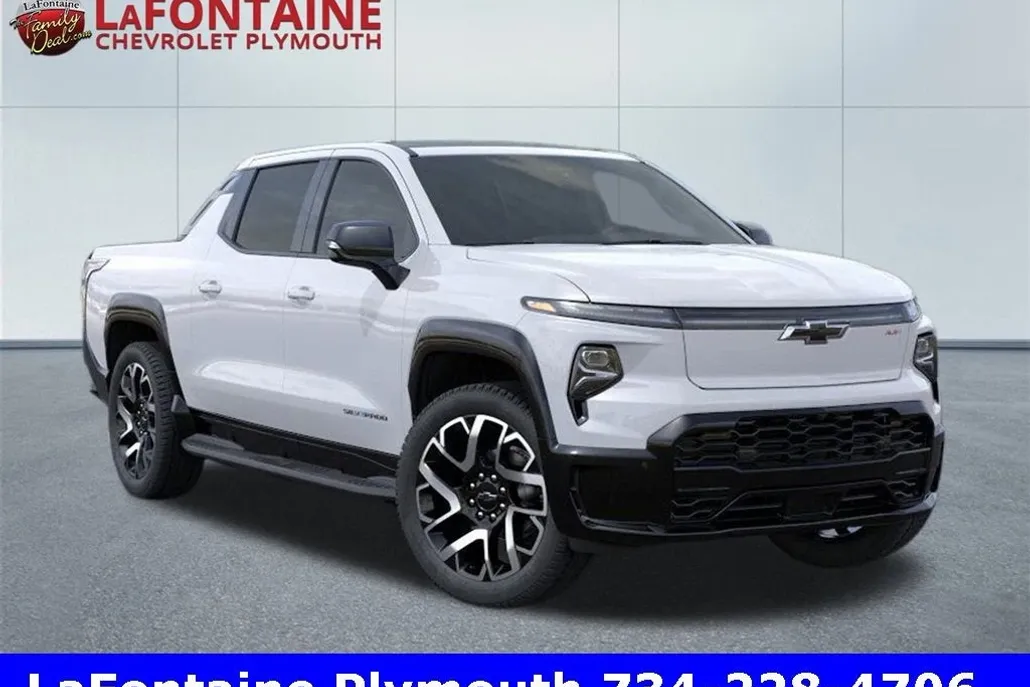2025 Chevrolet Silverado EV RST photo 1