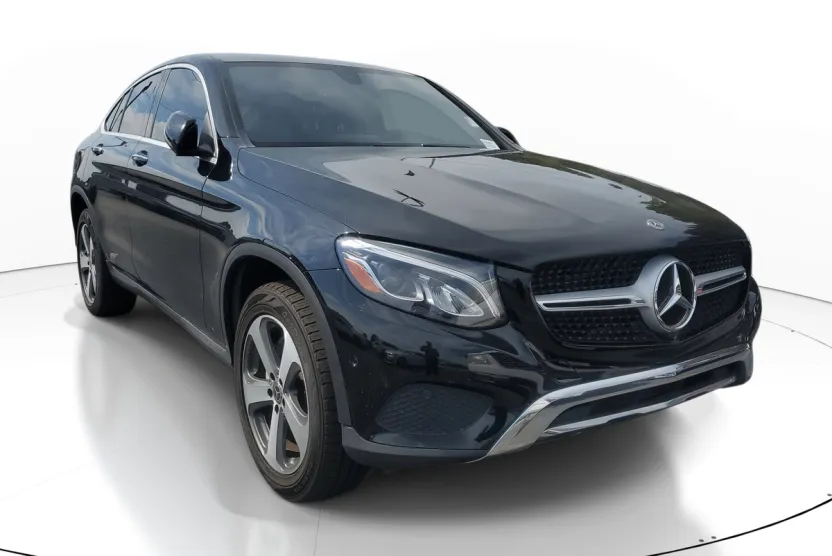 2019 Mercedes Benz GLC 300 photo 1