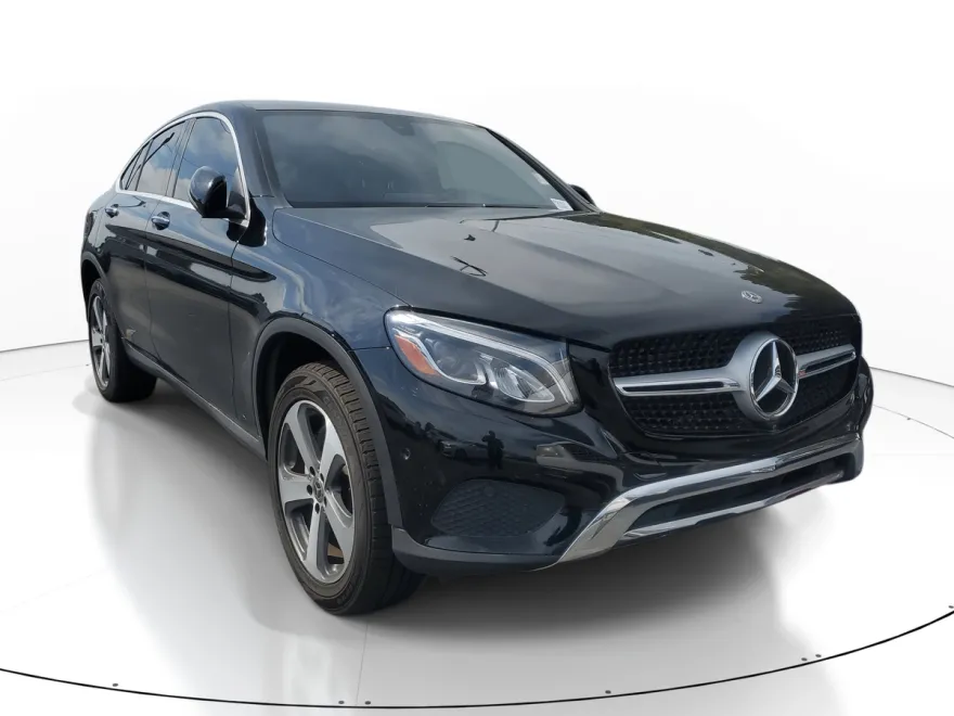 2019 Mercedes Benz GLC 300 photo 1