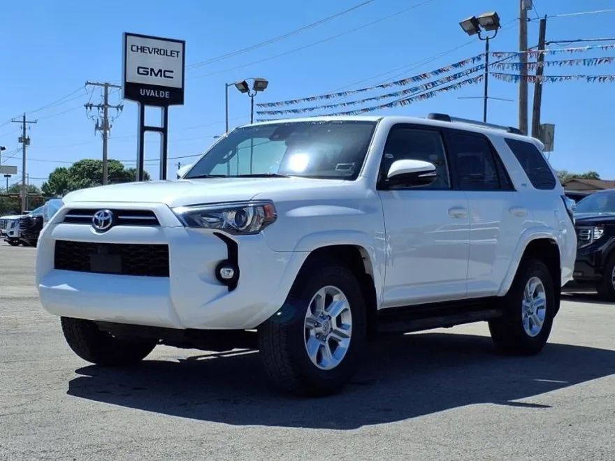 2022 Toyota 4Runner SR5 Premium photo 1