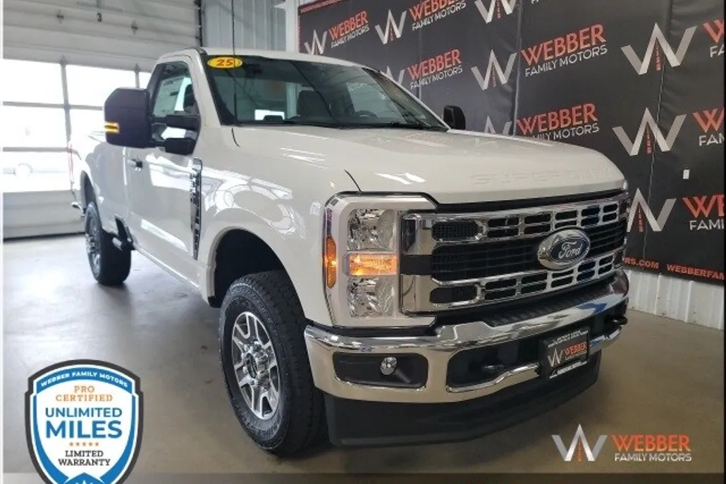 2025 Ford F-350 photo 1