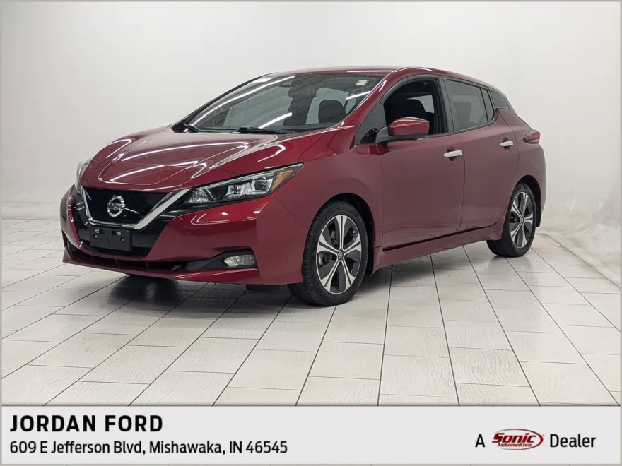 2021 Nissan Leaf SV photo 1