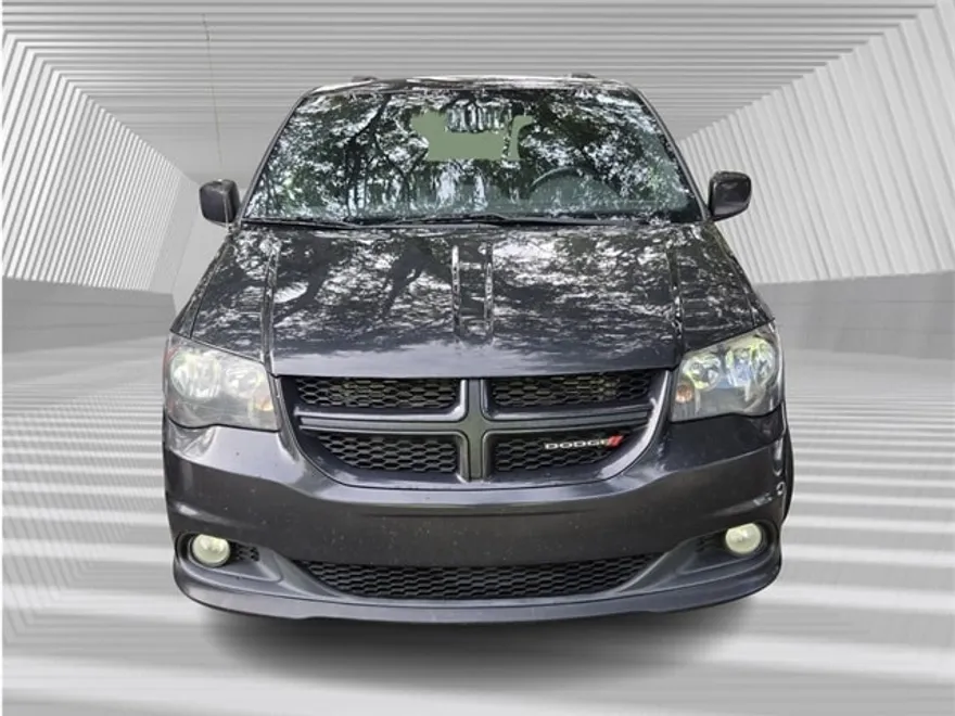 2017 Dodge Grand Caravan GT photo 1