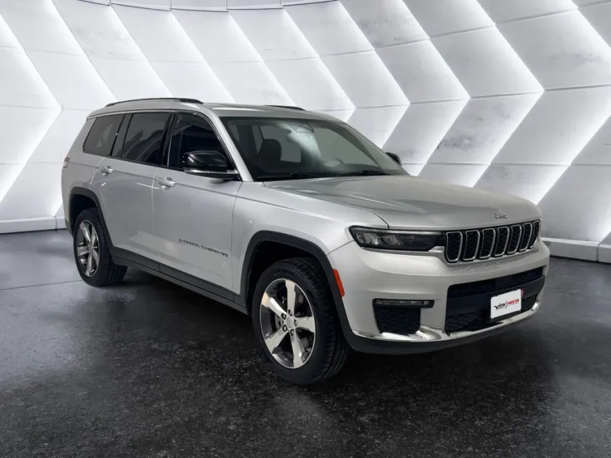 2021 Jeep Grand Cherokee Limited photo 1