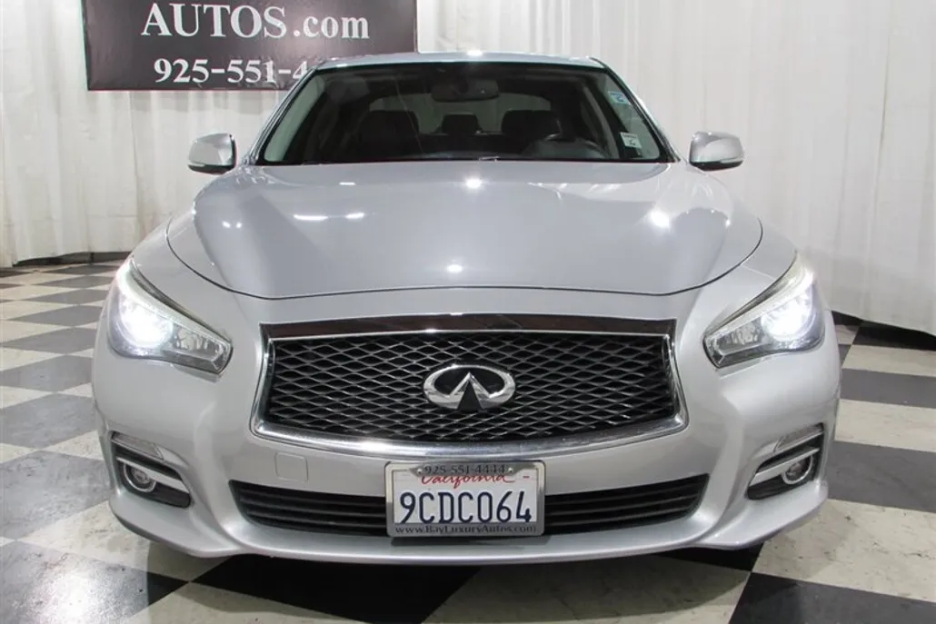 2017 Infiniti Q50 3.0t Premium photo 1