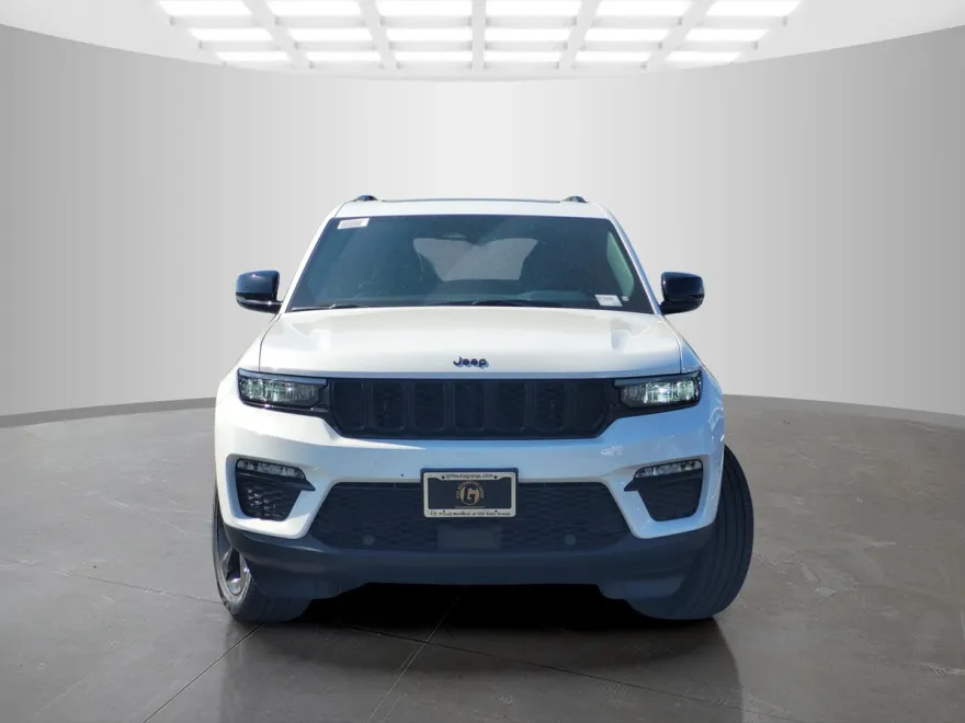 2025 Jeep Grand Cherokee Limited photo 1