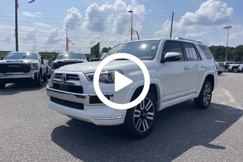 2023 Toyota 4Runner Limited V6 photo 1
