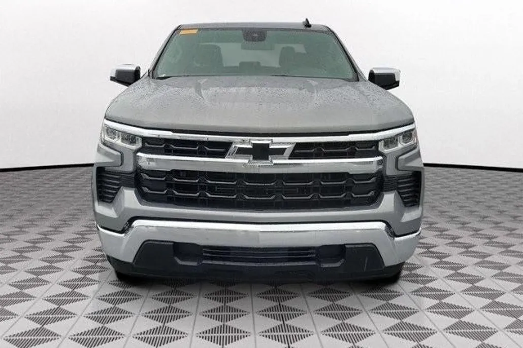 2023 Chevrolet Silverado 1500 LT photo 1