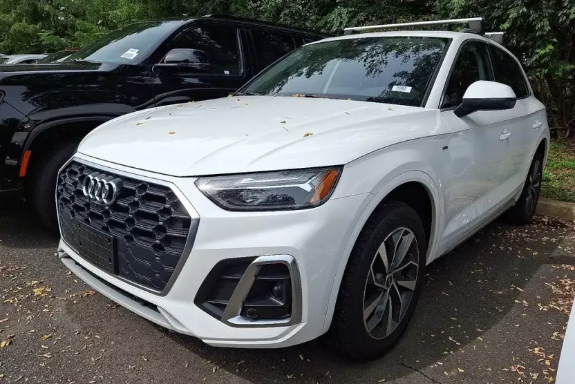 2023 Audi Q5 45 S line Premium photo 1