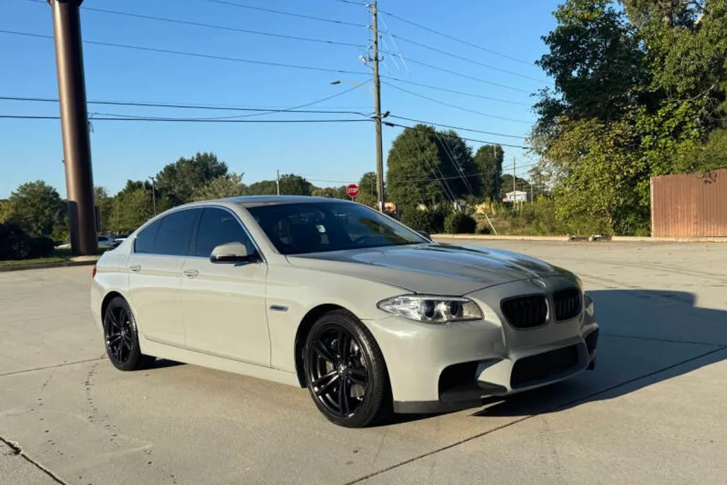 2014 Bmw 550i xDrive photo 1