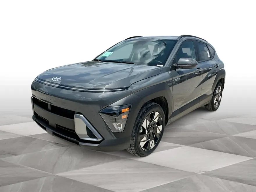 2025 Hyundai Kona SEL photo 1