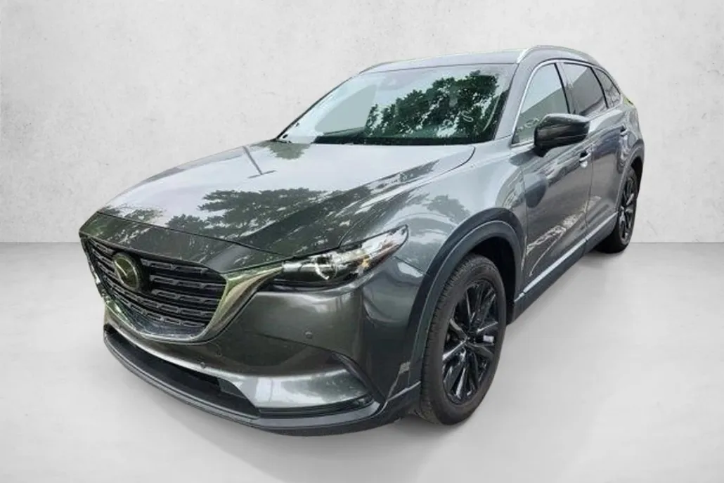 2022 Mazda CX-9 Touring photo 1
