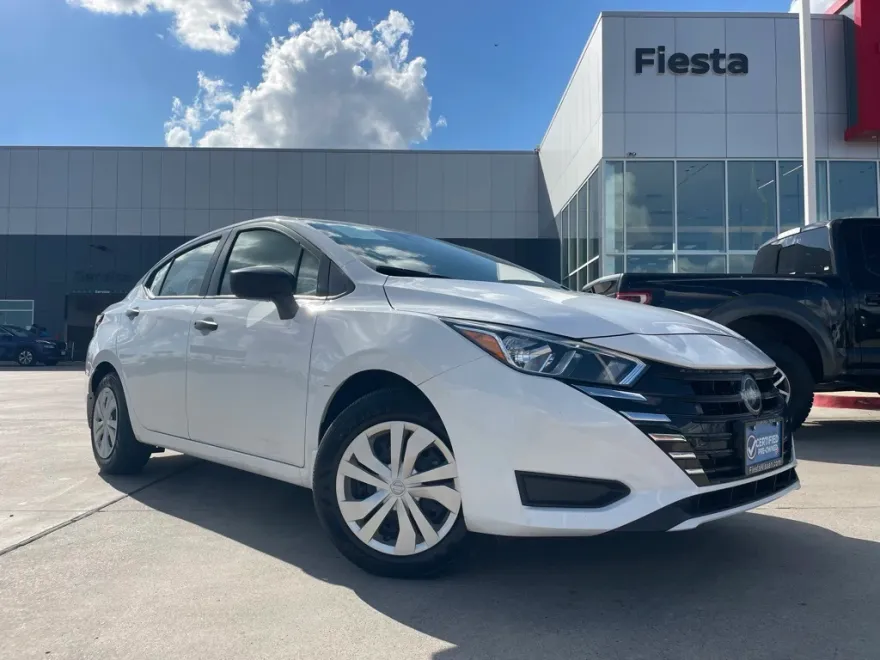 2023 Nissan Altima 2.5 SR photo 1