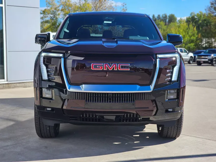 2026 Gmc Sierra EV Denali photo 1