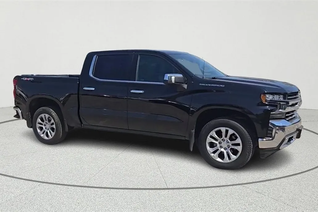2019 Chevrolet Silverado 1500 LTZ photo 1