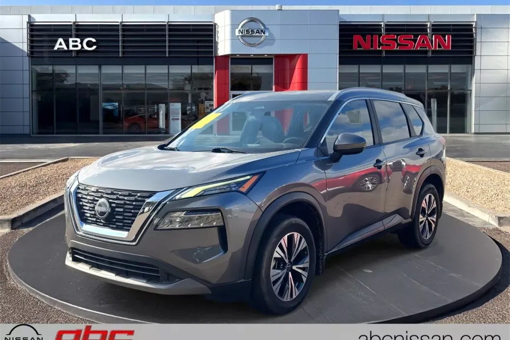 2023 Nissan Rogue SV photo 1