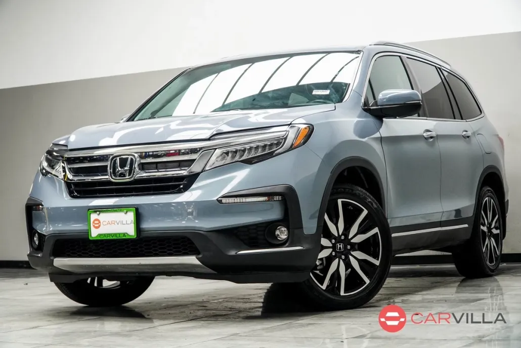 2022 Honda Pilot Touring photo 1
