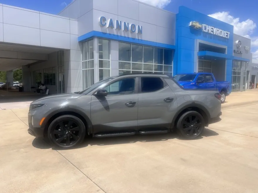 2023 Hyundai Santa Cruz Night photo 1