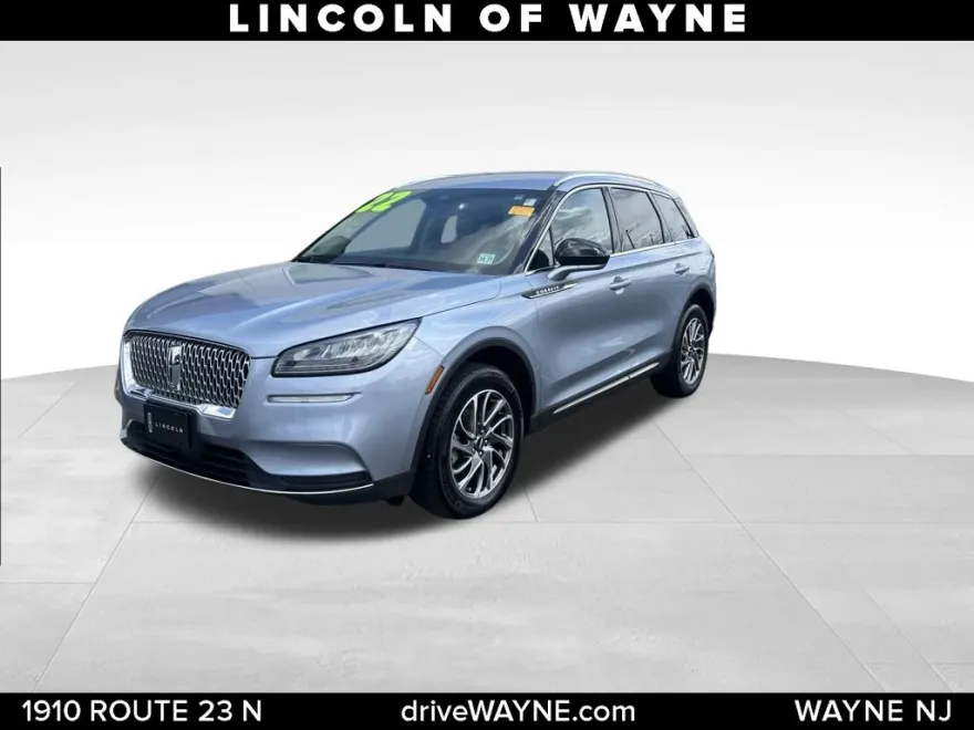 2022 Lincoln Corsair Standard photo 1