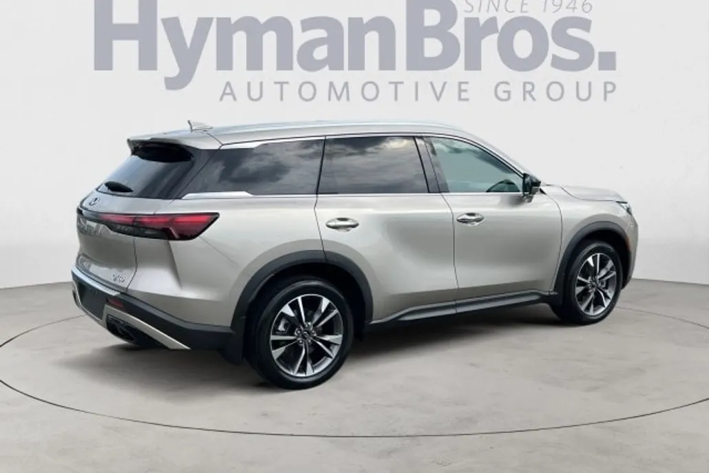 2023 Infiniti QX60 Luxe AWD photo 1