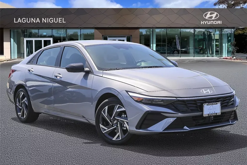 2025 Hyundai Elantra Hybrid SEL Sport photo 1