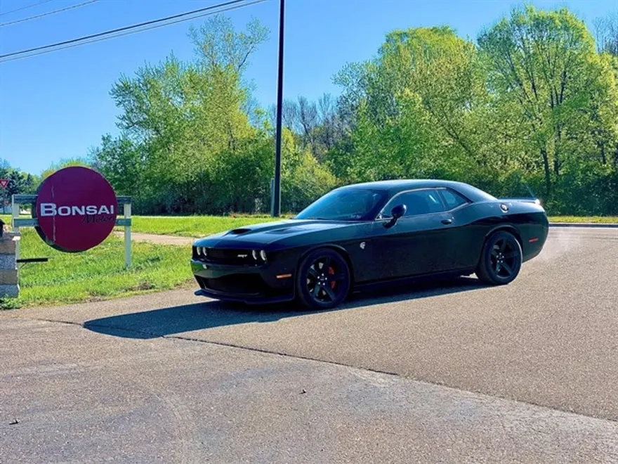 2017 Dodge Challenger SRT8 Hellcat photo 1