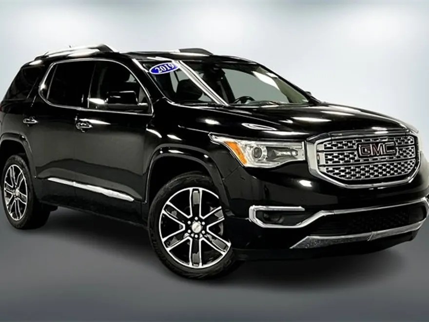 2019 Gmc Acadia Denali photo 1
