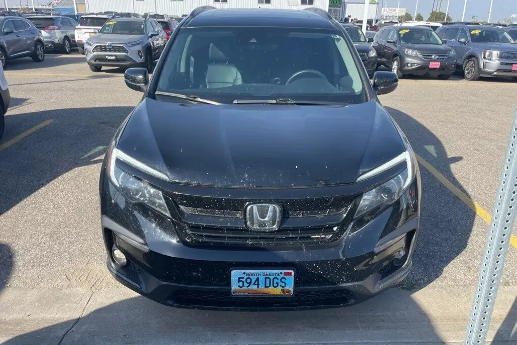 2022 Honda Pilot SE photo 1