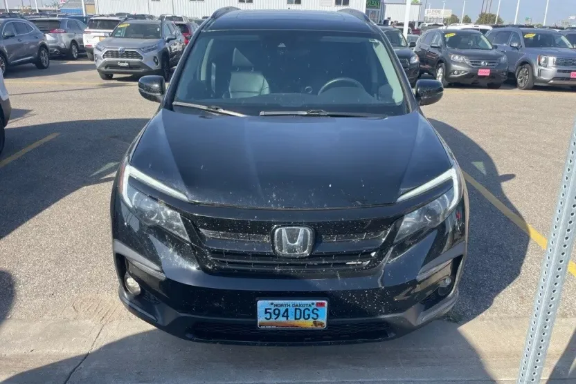 2022 Honda Pilot SE photo 1