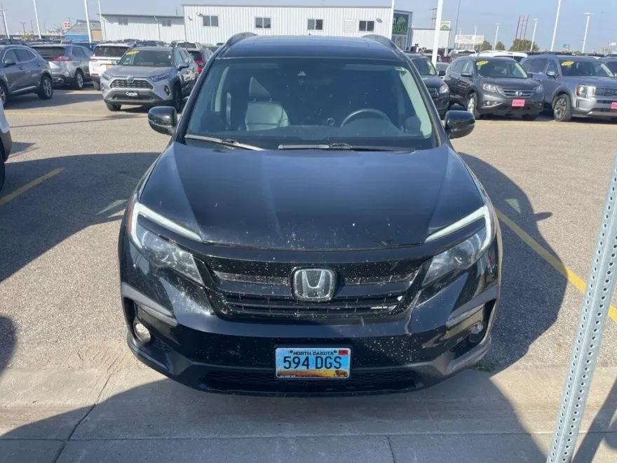 2022 Honda Pilot SE photo 1