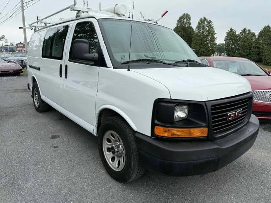 2014 Gmc Savana 1500 Cargo photo 1