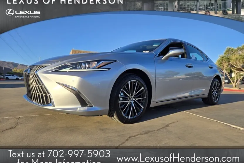 2025 Lexus ES 300h photo 1