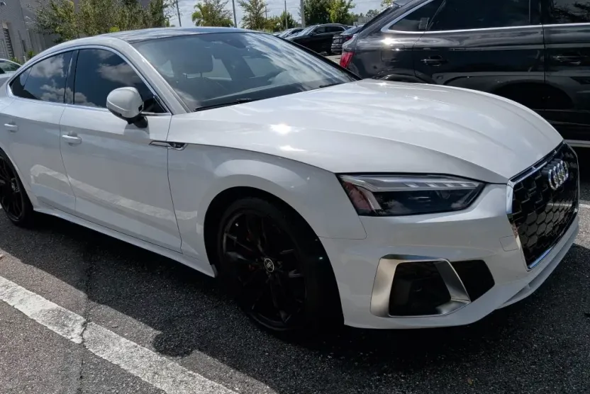 2023 Audi A5 45 S line Premium Plus Quattro photo 1