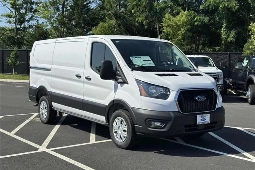 2025 Ford Transit photo 1