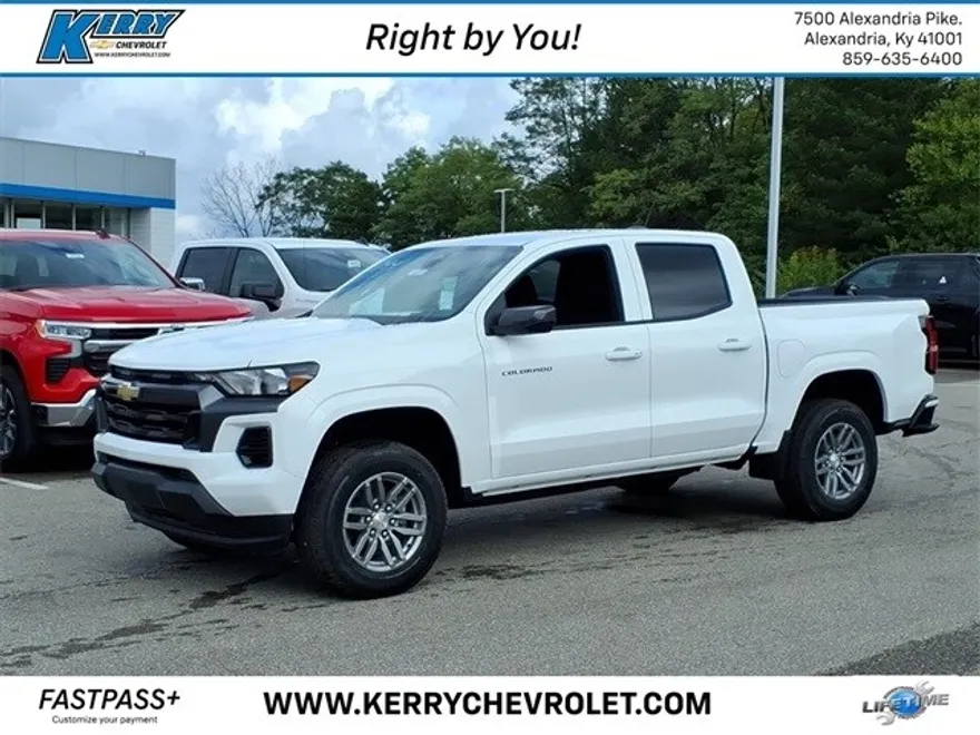 2026 Chevrolet Colorado LT photo 1