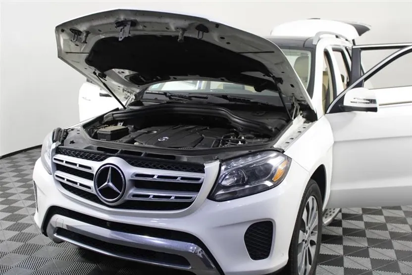 2018 Mercedes Benz GLS 450 photo 1