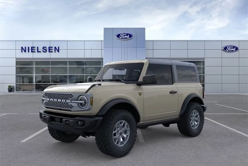 2025 Ford Bronco Badlands photo 1