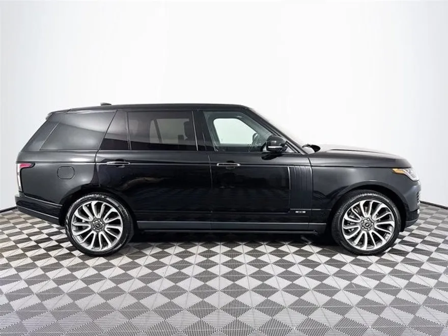 2019 Land Rover Range Rover SuperCharged Autobiography photo 1