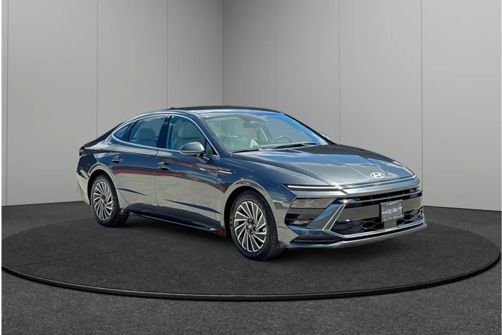 2025 Hyundai Sonata Hybrid SEL photo 1