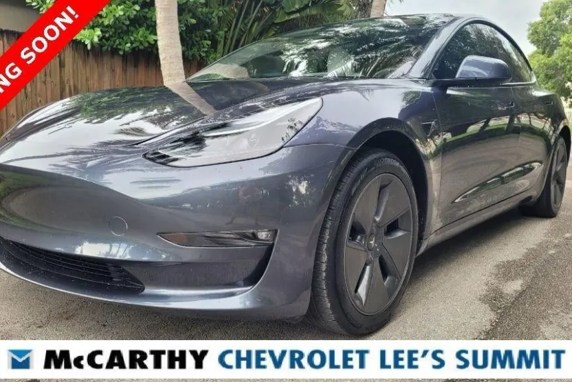 2023 Tesla Model 3 Long Range photo 1