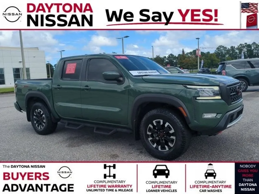 2022 Nissan Frontier PRO-4X photo 1