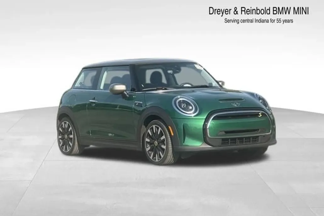 2024 Mini Cooper 2 Door Hardtop Signature photo 1