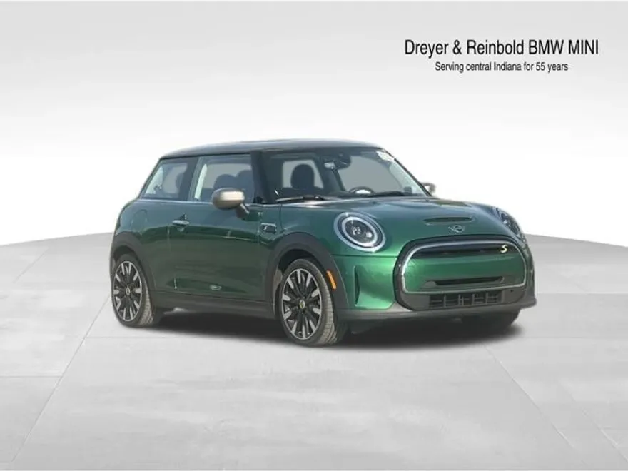 2024 Mini Cooper 2 Door Hardtop Signature photo 1