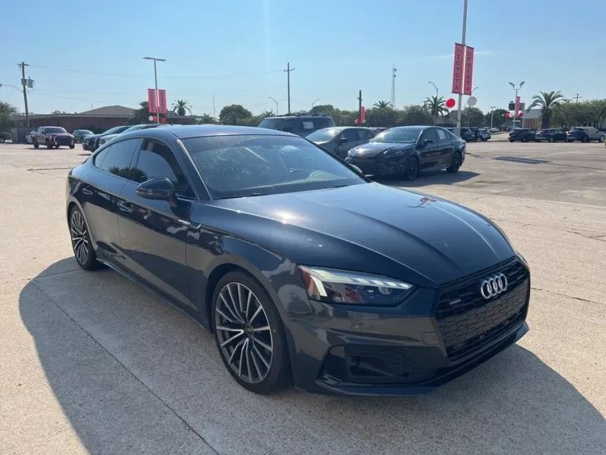 2022 Audi A5 Quattro Premium Plus photo 1