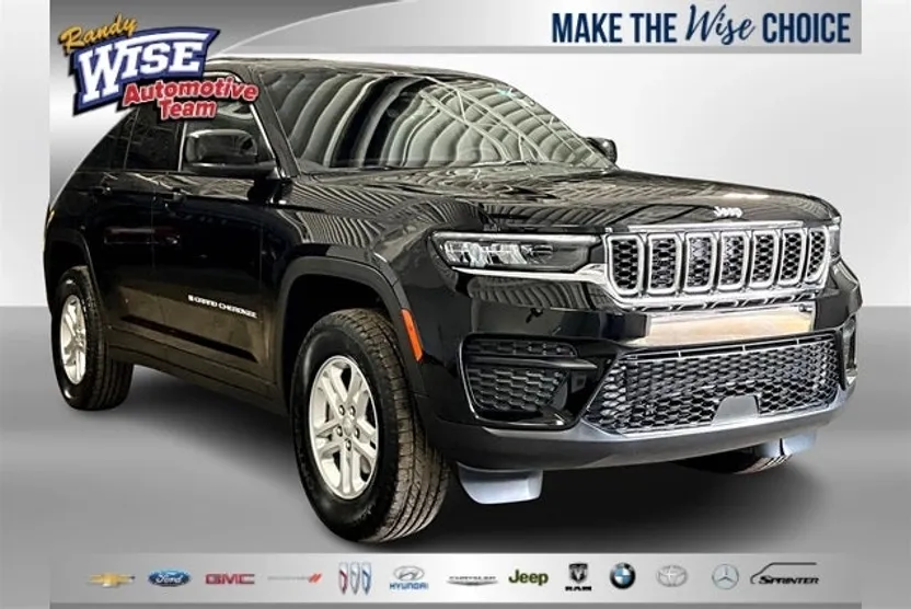 2025 Jeep Grand Cherokee Laredo photo 1